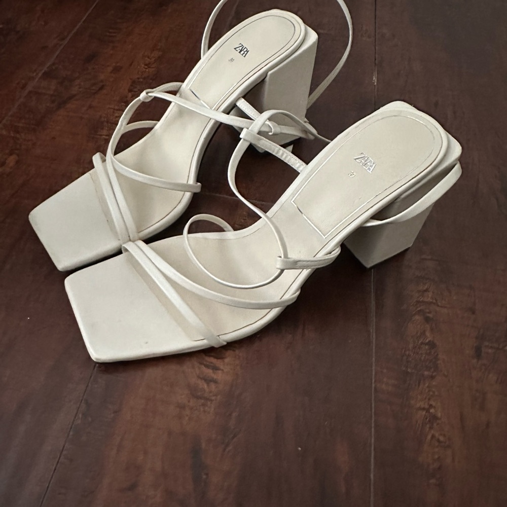 Zara Women's Square Toe Cream Nude Block Strappy Sandal Heels - Picture 5 of 9